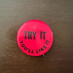Vintage Authentic 1972 Alka-Seltzer Campaign Pin